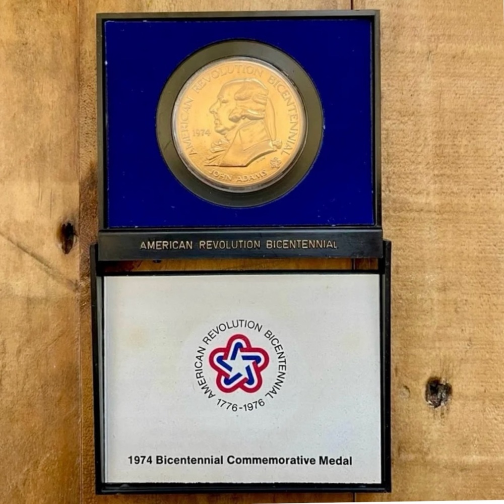 1974 American Revolution Bicentennial Commemorative Medal
